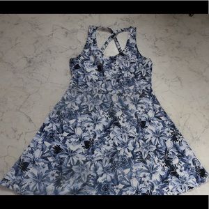 H&M blue floral print dress